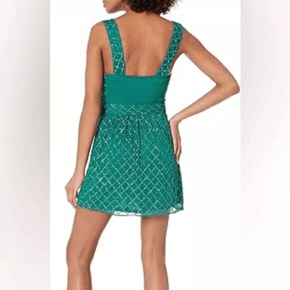 Show Me Your Mumu‎ NWT Emerald Green Beaded Twilight Mini Dress Size Small - Picture 3 of 4